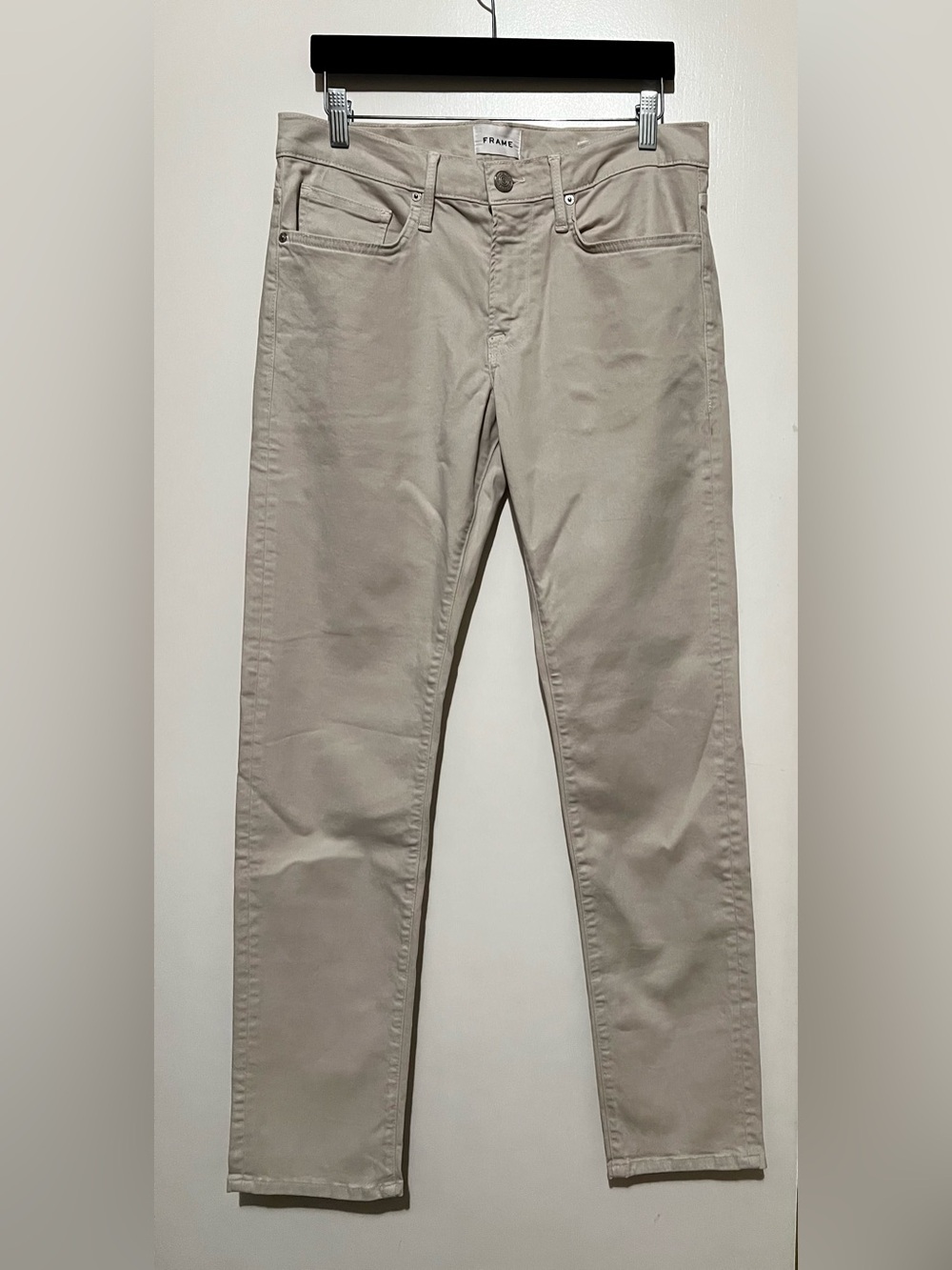 Frame Denim L’Homme Slim Straight Jeans in Milk Beige